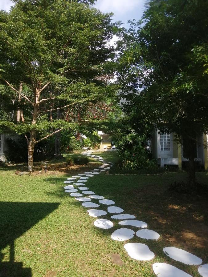 Lazy Republique Hotel Koh Chang Exterior photo