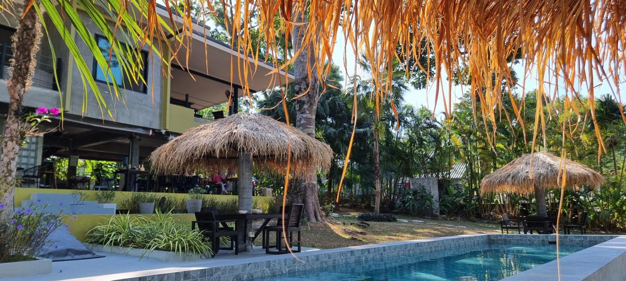 Lazy Republique Hotel Koh Chang Exterior photo