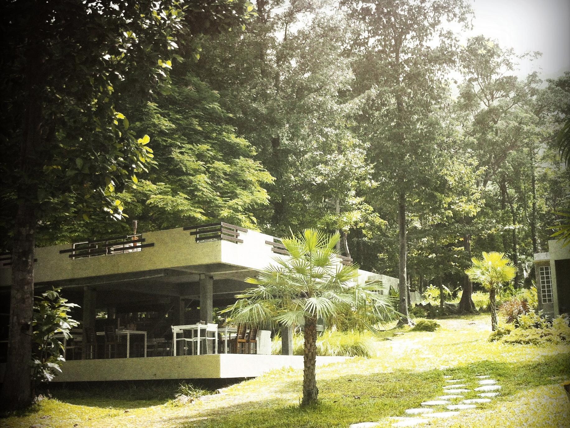 Lazy Republique Hotel Koh Chang Exterior photo