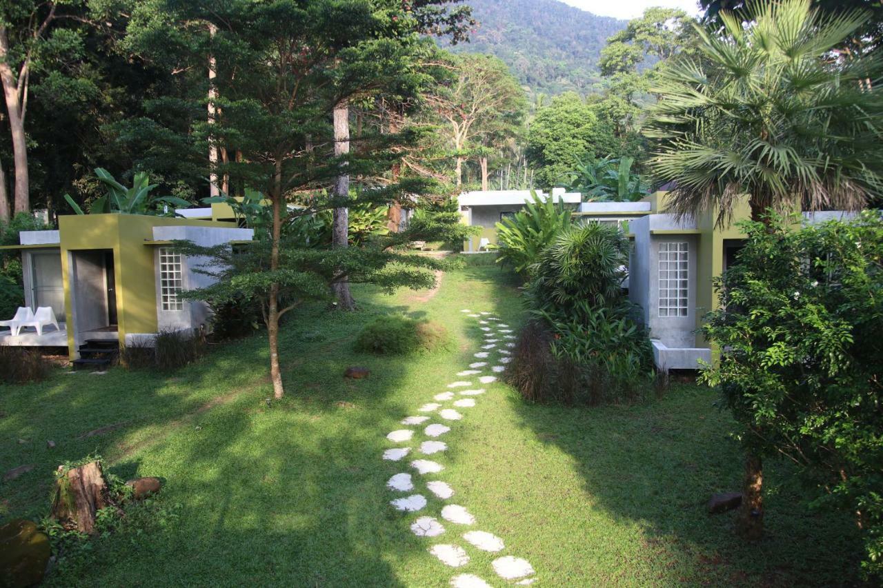 Lazy Republique Hotel Koh Chang Exterior photo